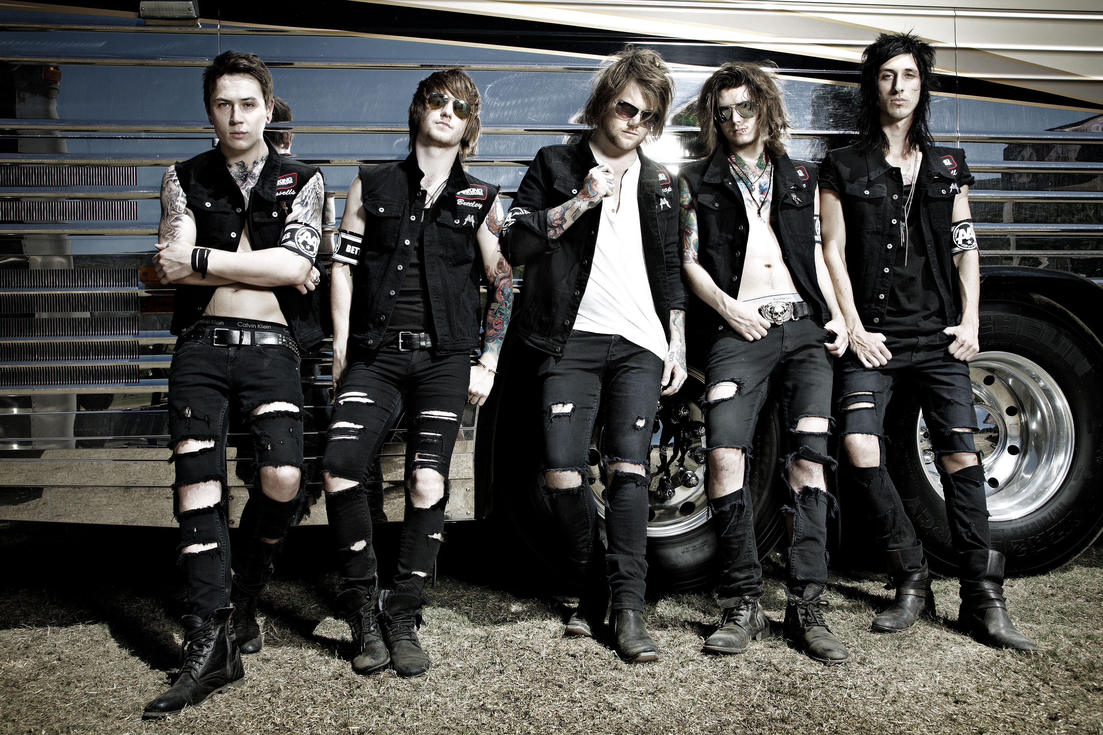 Asking Alexandria puts its "Reckless" days in the past with upcoming